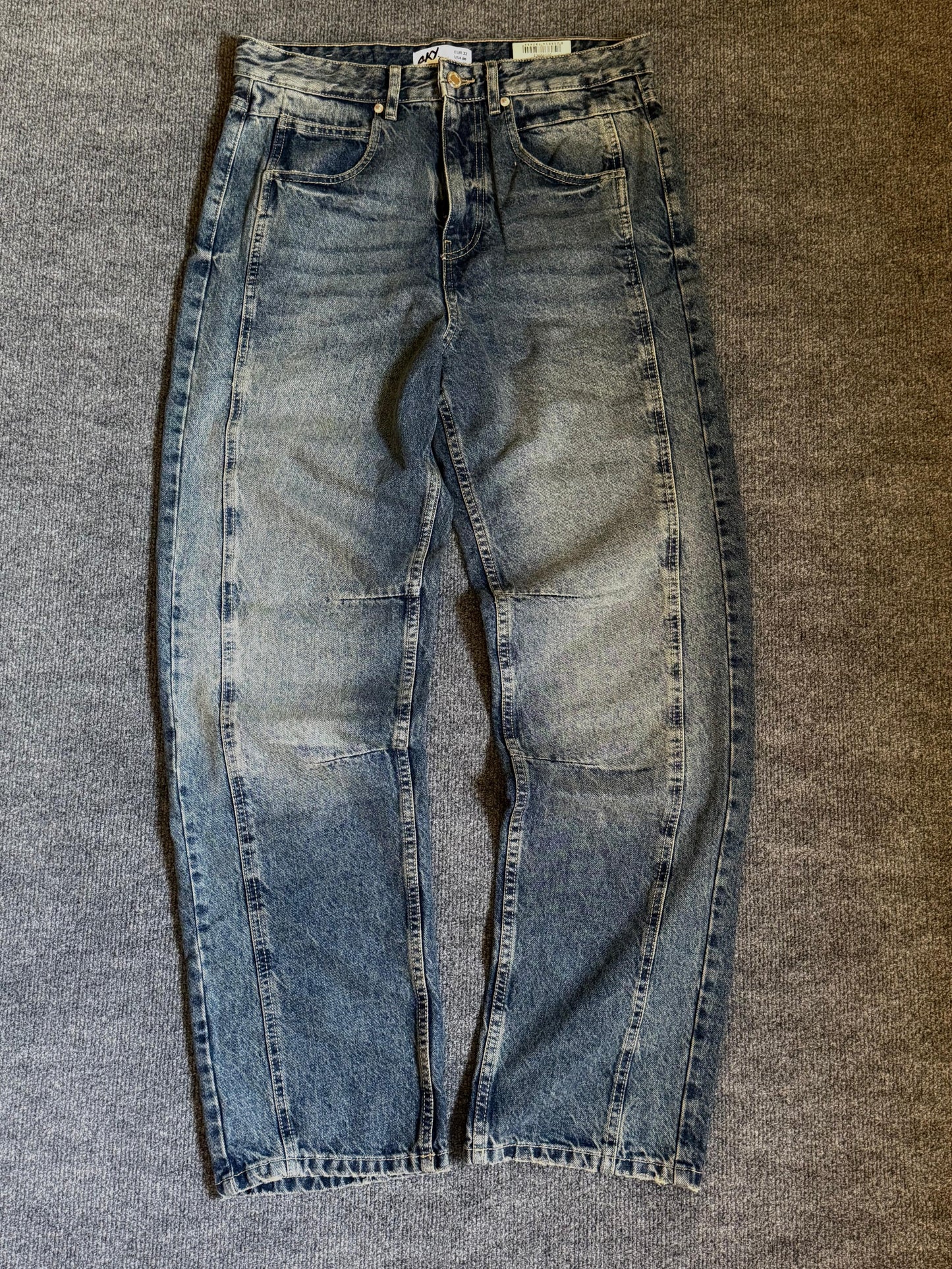 Jean bleu délavé droite (style vintage)