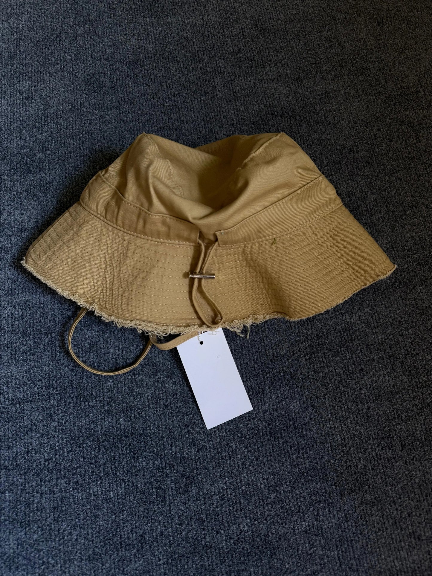 Chapeau bob beige Jacquemus